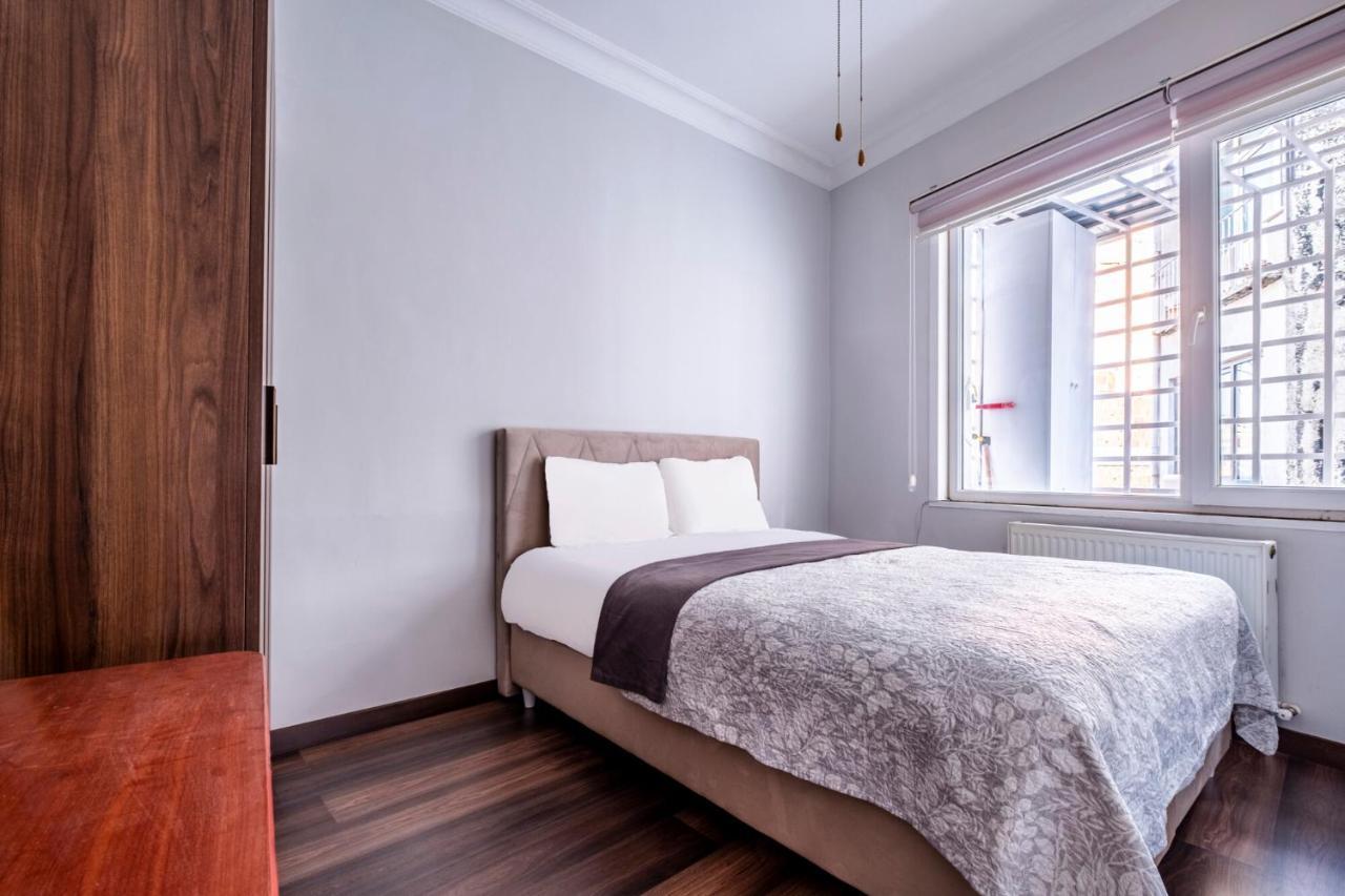 Sleek Flat 50 M To Bull Statue In Kadikoy Appartamento Provincia di Provincia di Istanbul Esterno foto