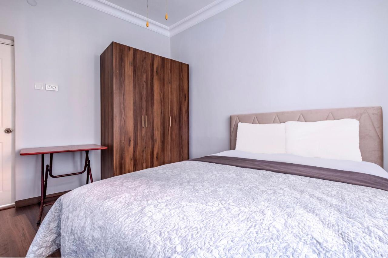 Sleek Flat 50 M To Bull Statue In Kadikoy Appartamento Provincia di Provincia di Istanbul Esterno foto